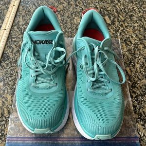 HOKA one one Bondi 7 size 9